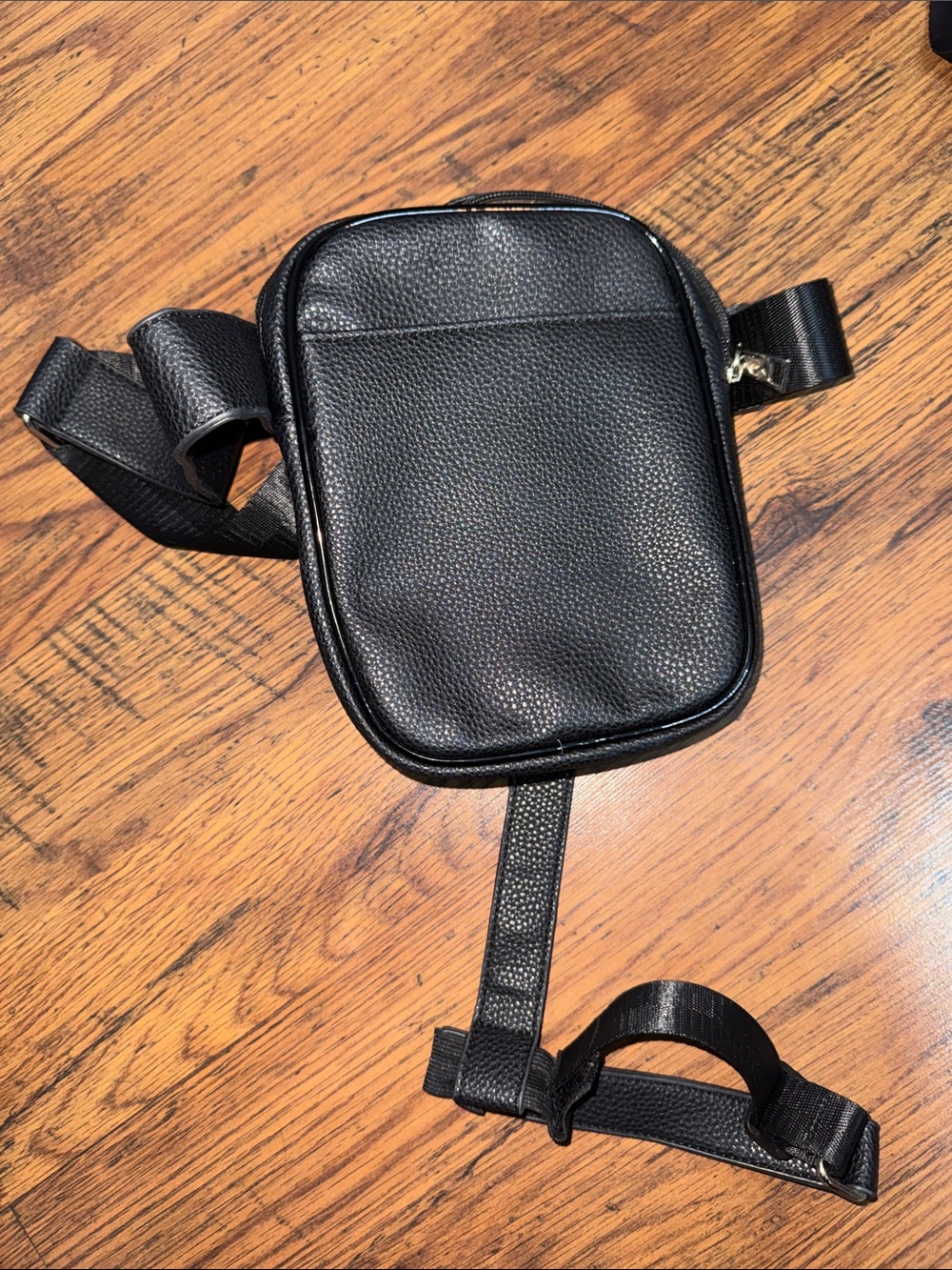 Black Tomb Raider Hip and Thigh Bag - 38.TR.10
